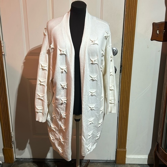 By JJ Ivory Cream Textured Long Sweater Cardigan w/ Pockets Size L/XL - Picture 1 of 5